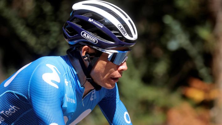 Voló el genio de Superman Lopez en vuelta a España